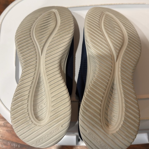 Skechers hands free sneakers - Picture 5 of 9